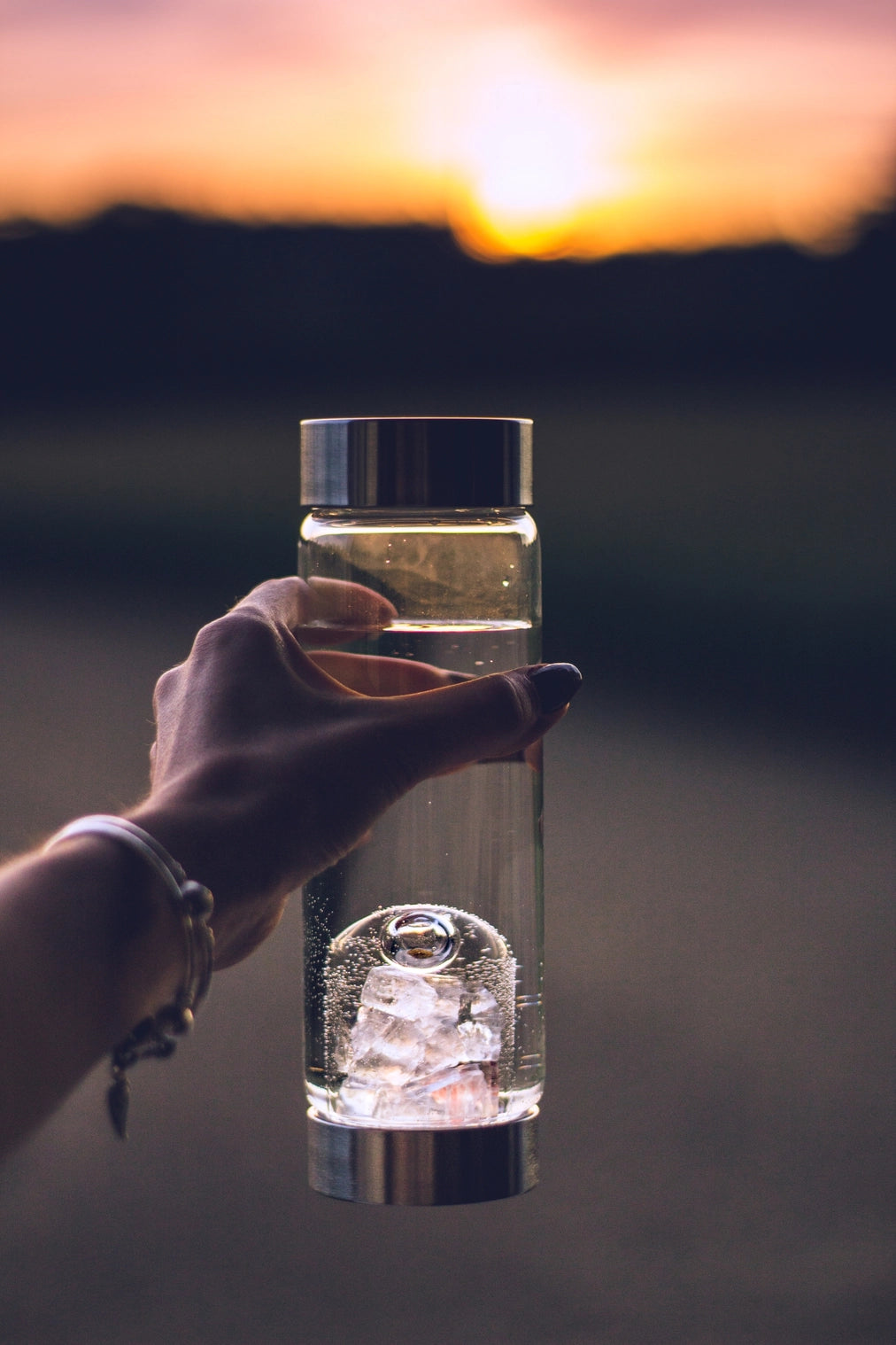 VITAJUWEL | ViA Crystal Water Bottle GOLDEN MOMENTS