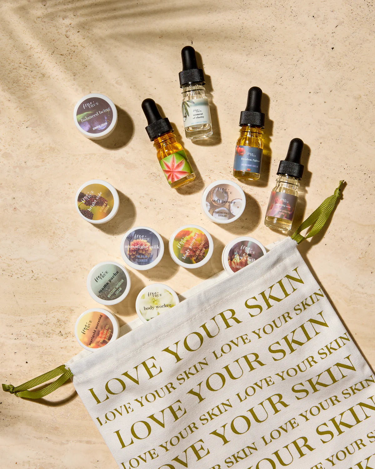 Free + True Skincare | DISCOVERY/TRAVEL SET