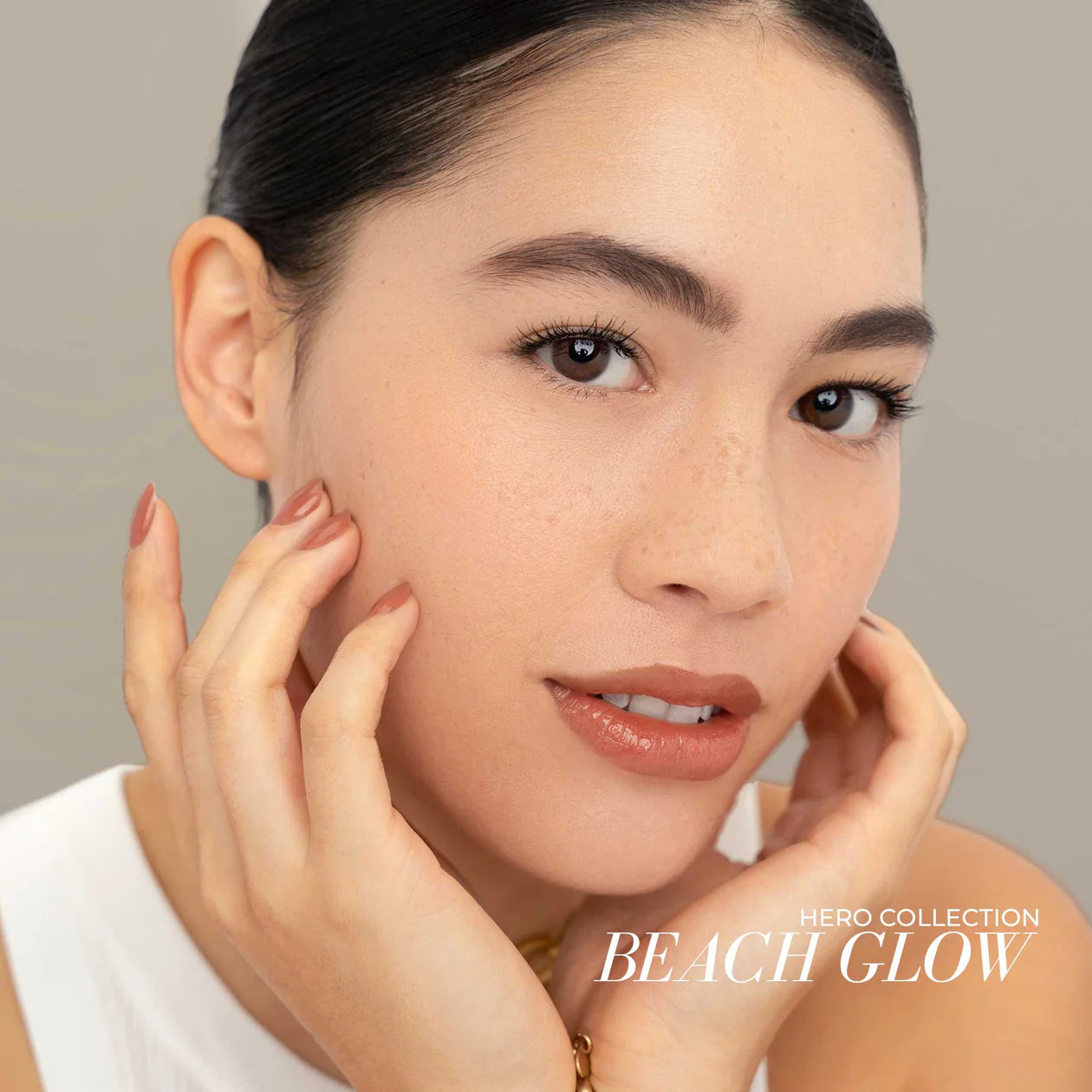 Fitglow Beauty clean makeup Lip Colour Serum Beach Glow on model