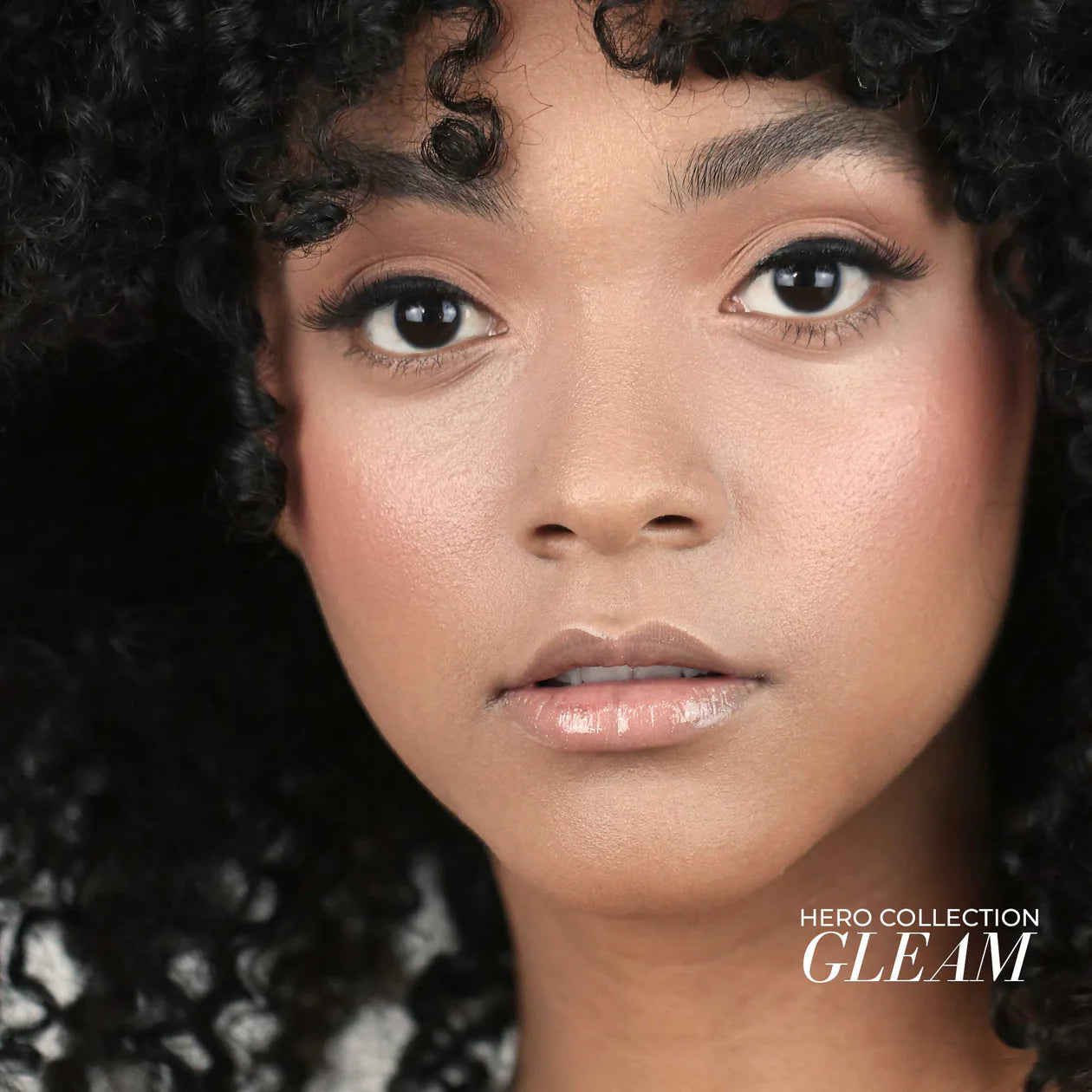 Fitglow Beauty clean makeup Lip Colour Serum Gleam on Model