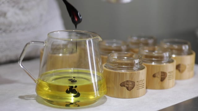 MAHALO Skin Care The Petal Mask