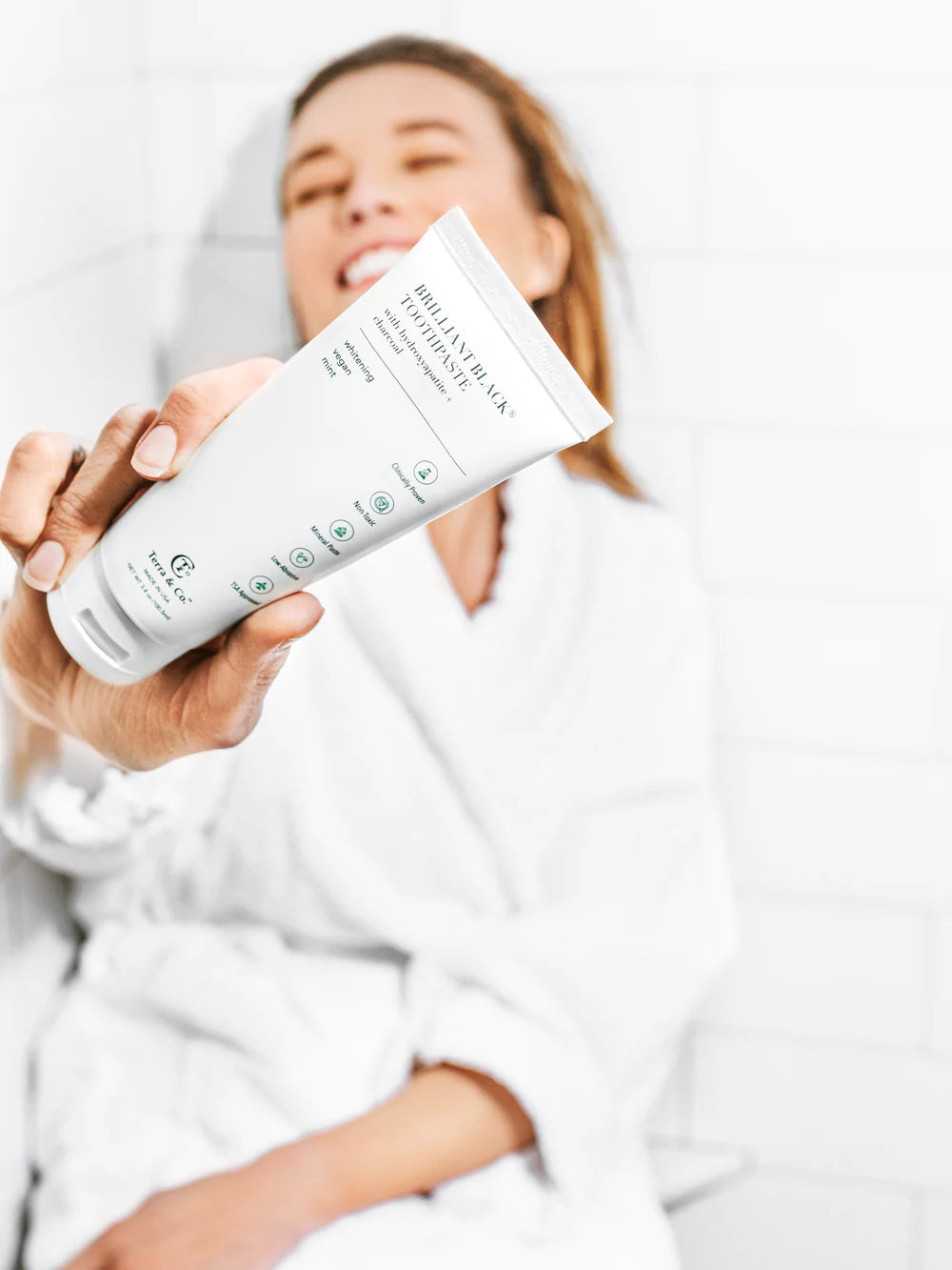 Terra & Co. | Brilliant Black Toothpaste