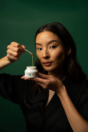 Free + True Skincare | RAW + WILD Illuminating Honey Mask