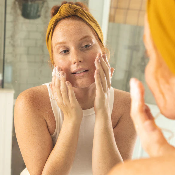 Luma & Leaf | Hydraglow Cleansing Gel Anti-Blemish Cleanser