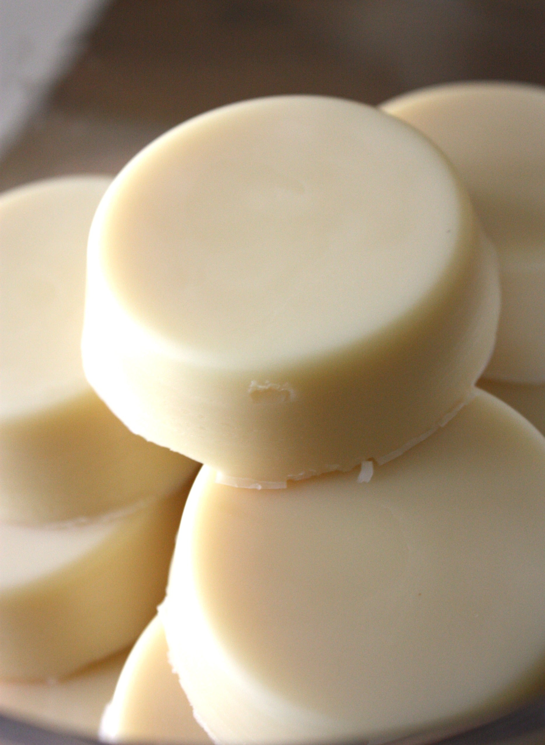 Unearth Malee Ginger Lemongrass Organic Lotion Bar