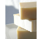 Unearth Malee White Orchid Ginseng Organic Shampoo Bar